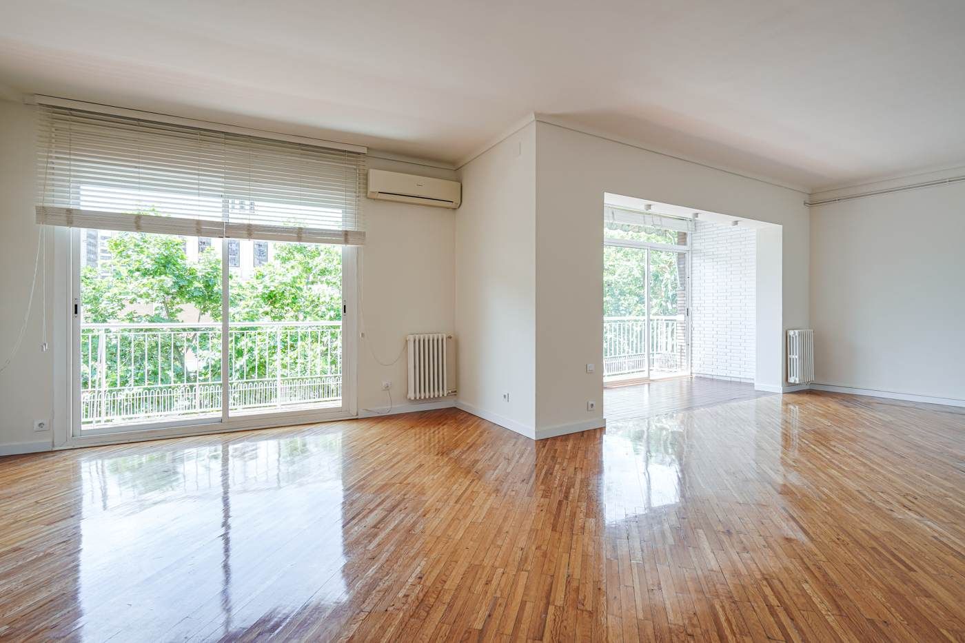 Sala d'estar de Pis de lloguer en  Barcelona Capital amb Aire condicionat, Calefacció i Balcó