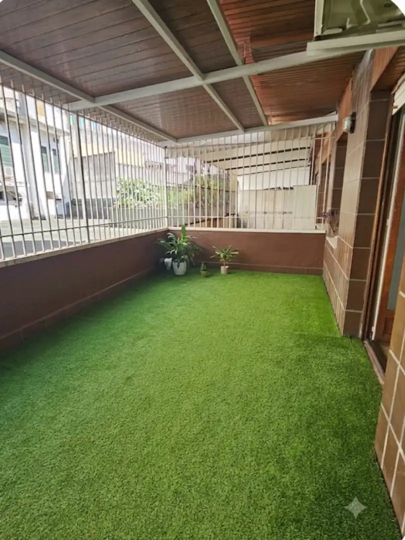 Terrassa de Oficina de lloguer en Ourense Capital  amb Aire condicionat, Calefacció i Terrassa
