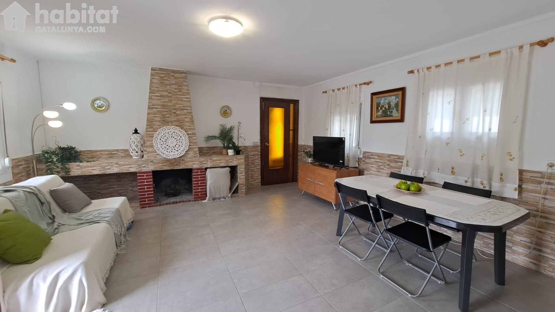 Living room of House or chalet for sale in Sant Esteve Sesrovires  with Heating, Private garden and Terrace