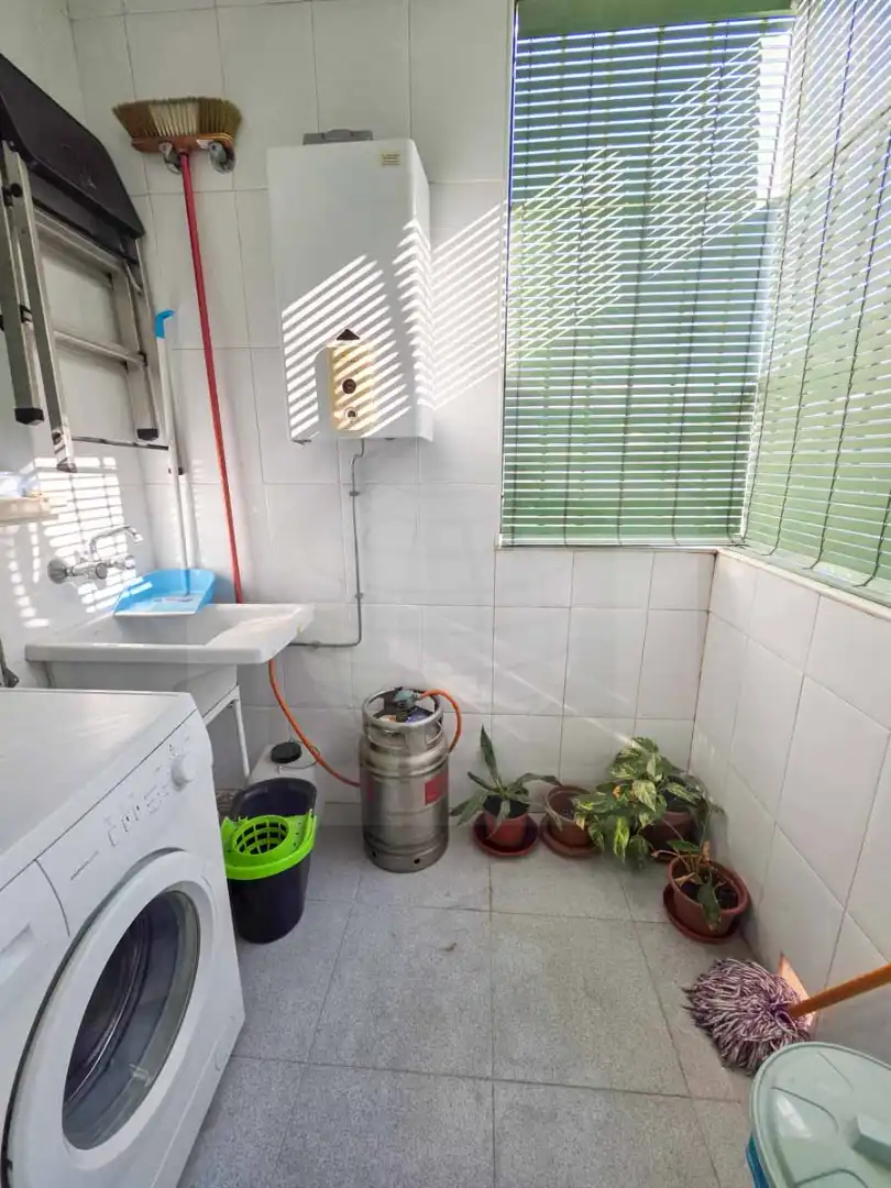 Bany de Pis en venda en Cártama amb Terrassa, Traster i Piscina comunitària
