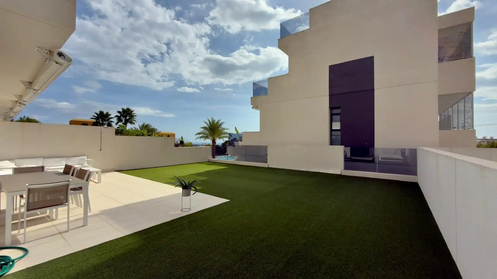 Casa o chalet de alquiler en Calle Londres, 9, Golf Bahía