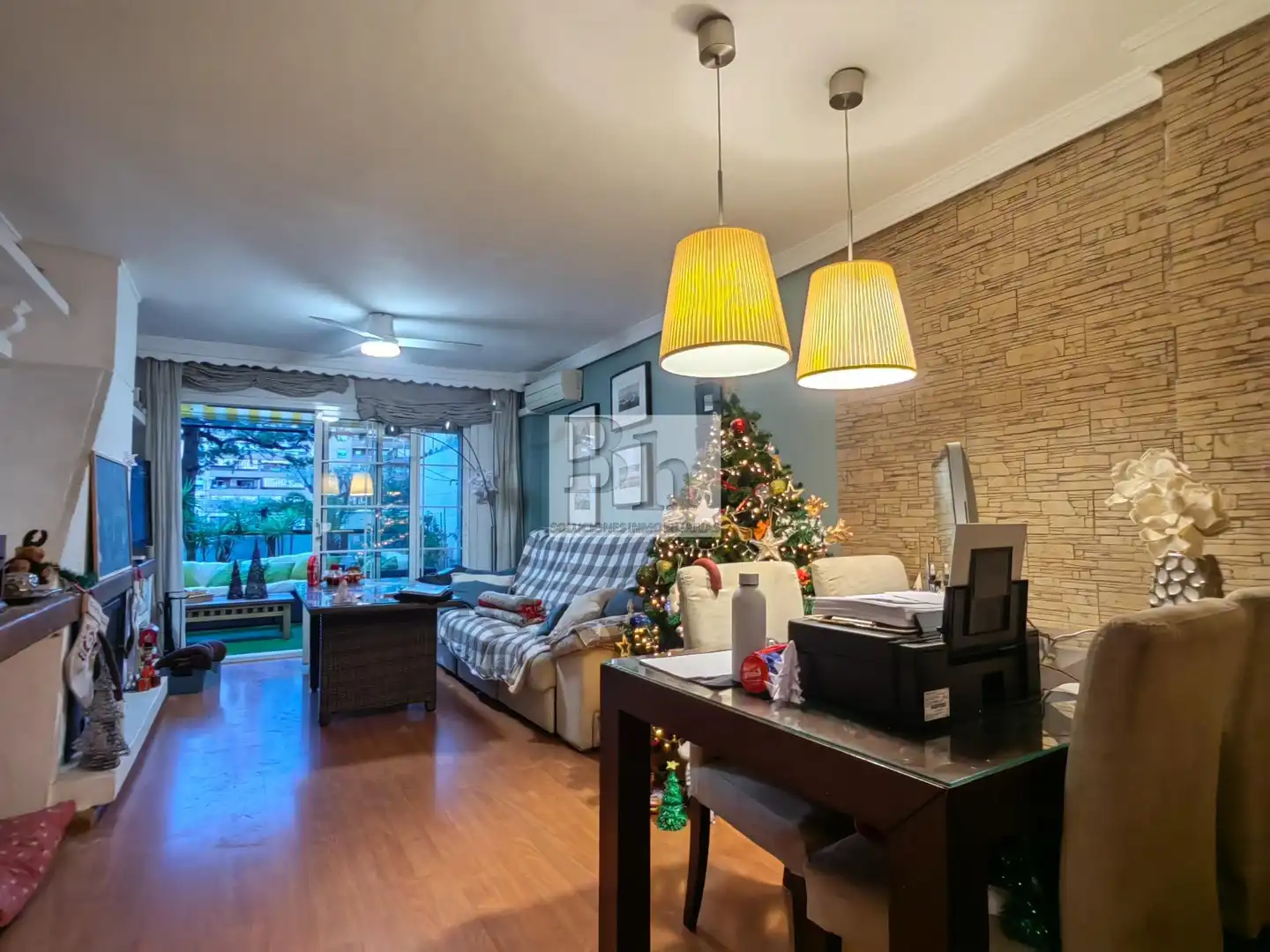 Sala d'estar de Pis en venda en Málaga amb Aire condicionat, Jardí privat i Terrassa