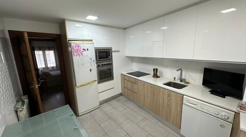 Foto 2 de Piso en venta en Calle Luis Alberdi, Gamonal - San Bruno - G9, Burgos Capital