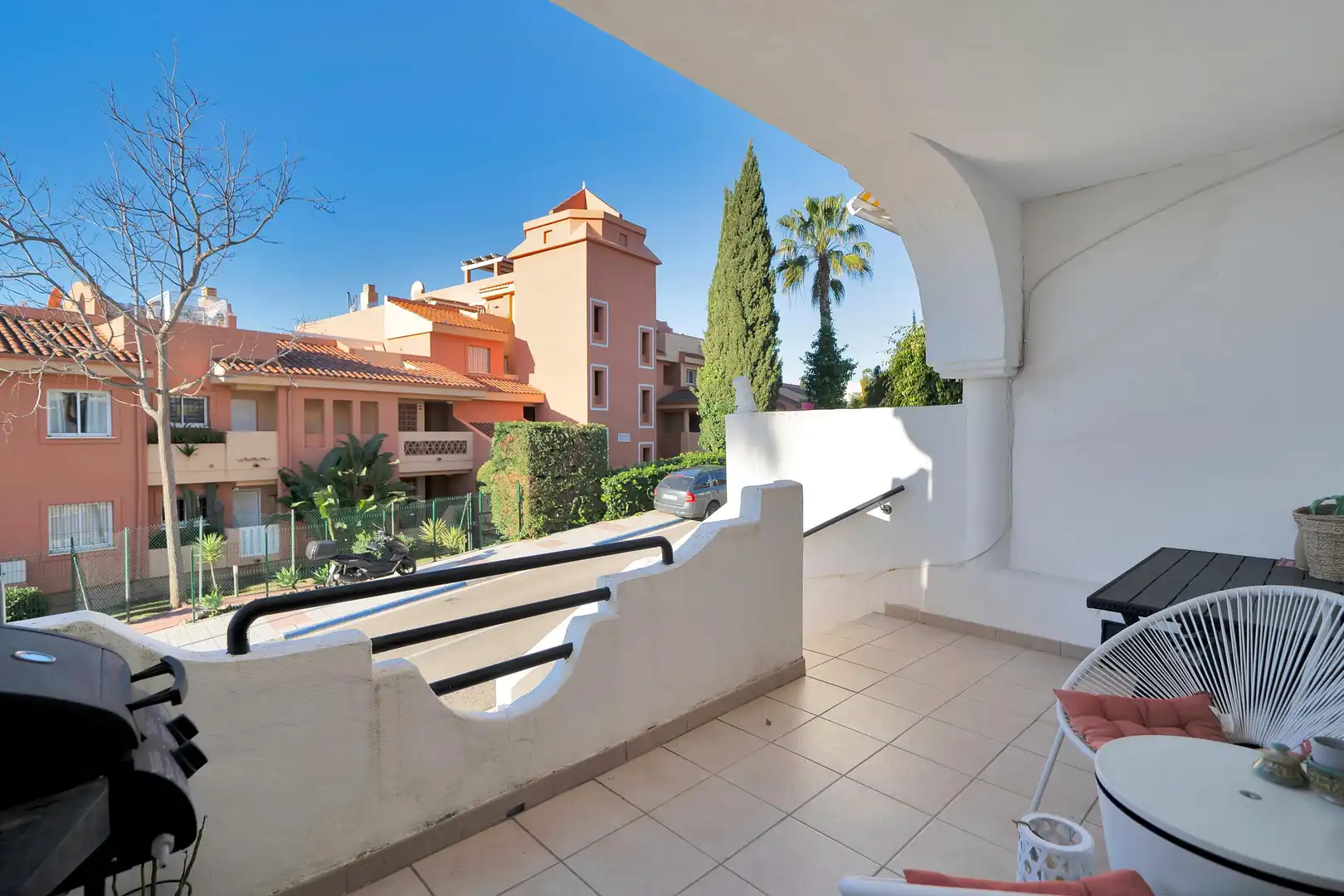 Terrassa de Casa adosada en venda en Marbella amb Jardí privat i Piscina comunitària