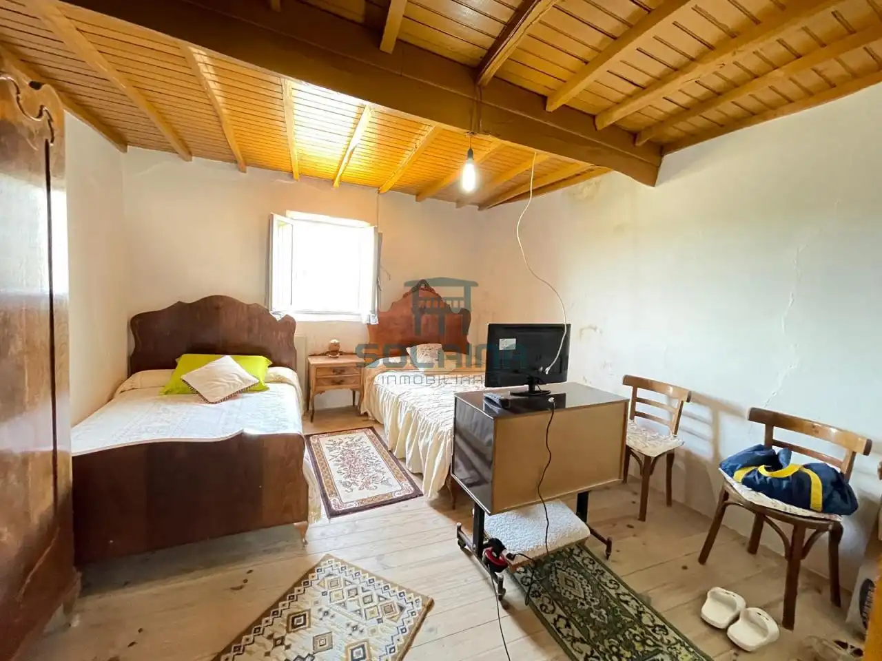Sala d'estar de Casa o xalet en venda en Paderne de Allariz amb Jardí privat