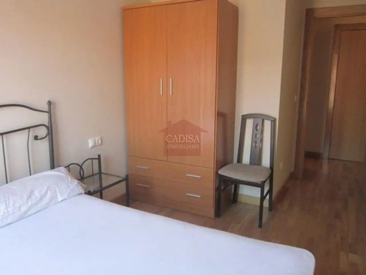 Habitación de Piso en venta en Calvarrasa de Abajo con Calefacción, Trastero y Amueblado