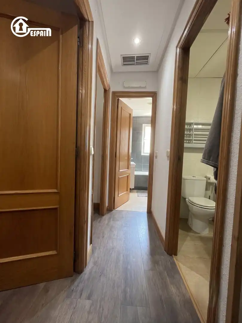 Wohnung zum Verkauf in Madrid mit Klimaanlage und Heizung