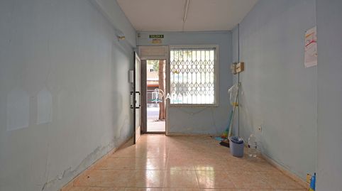 Local en venta en pleno centro de Cáceres, situado en una zona estratégica con gran afluencia de público y actividad comercial. Su