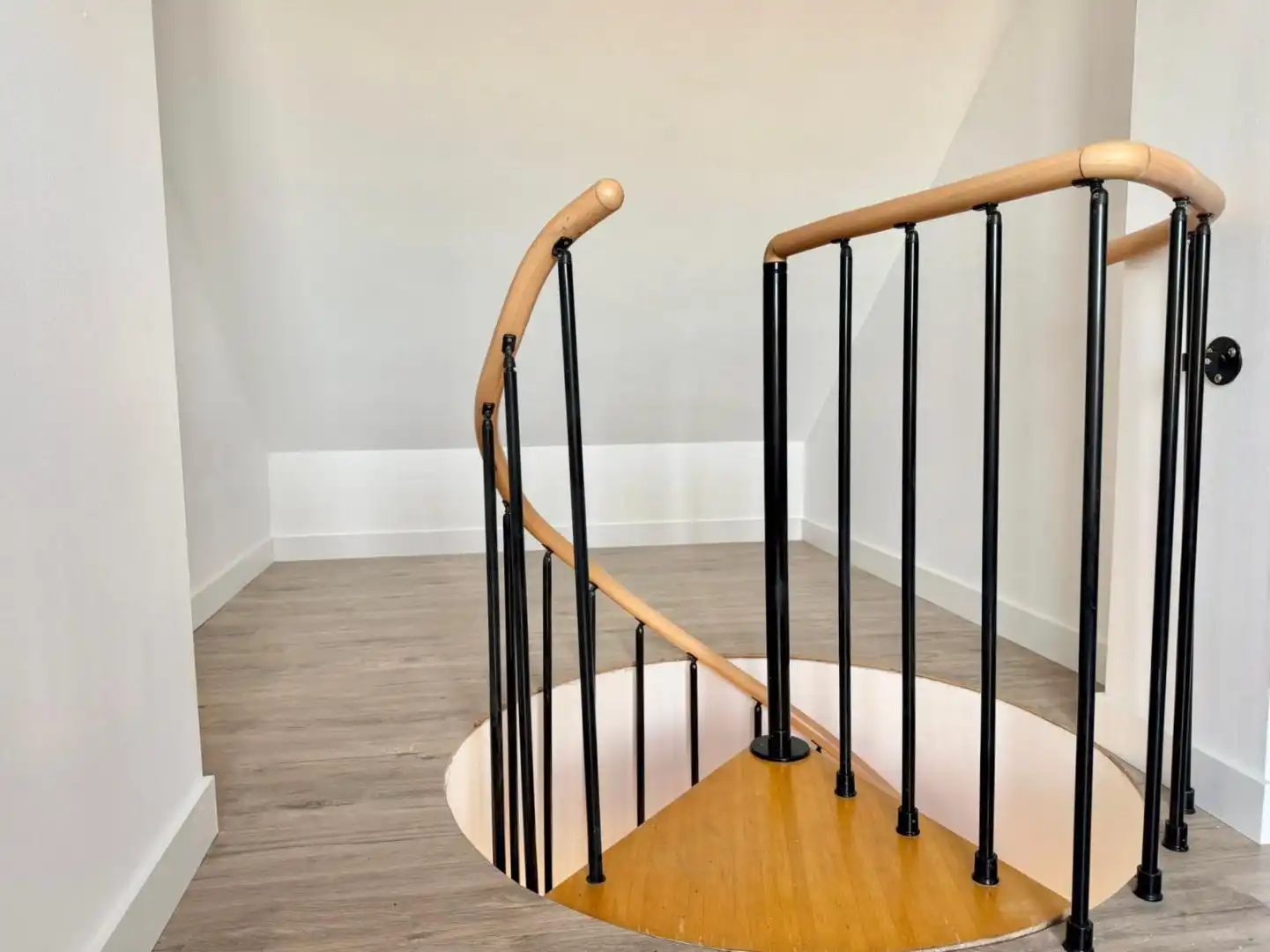 Piso en venta en Villanueva de Gállego con Terraza, Trastero y Amueblado