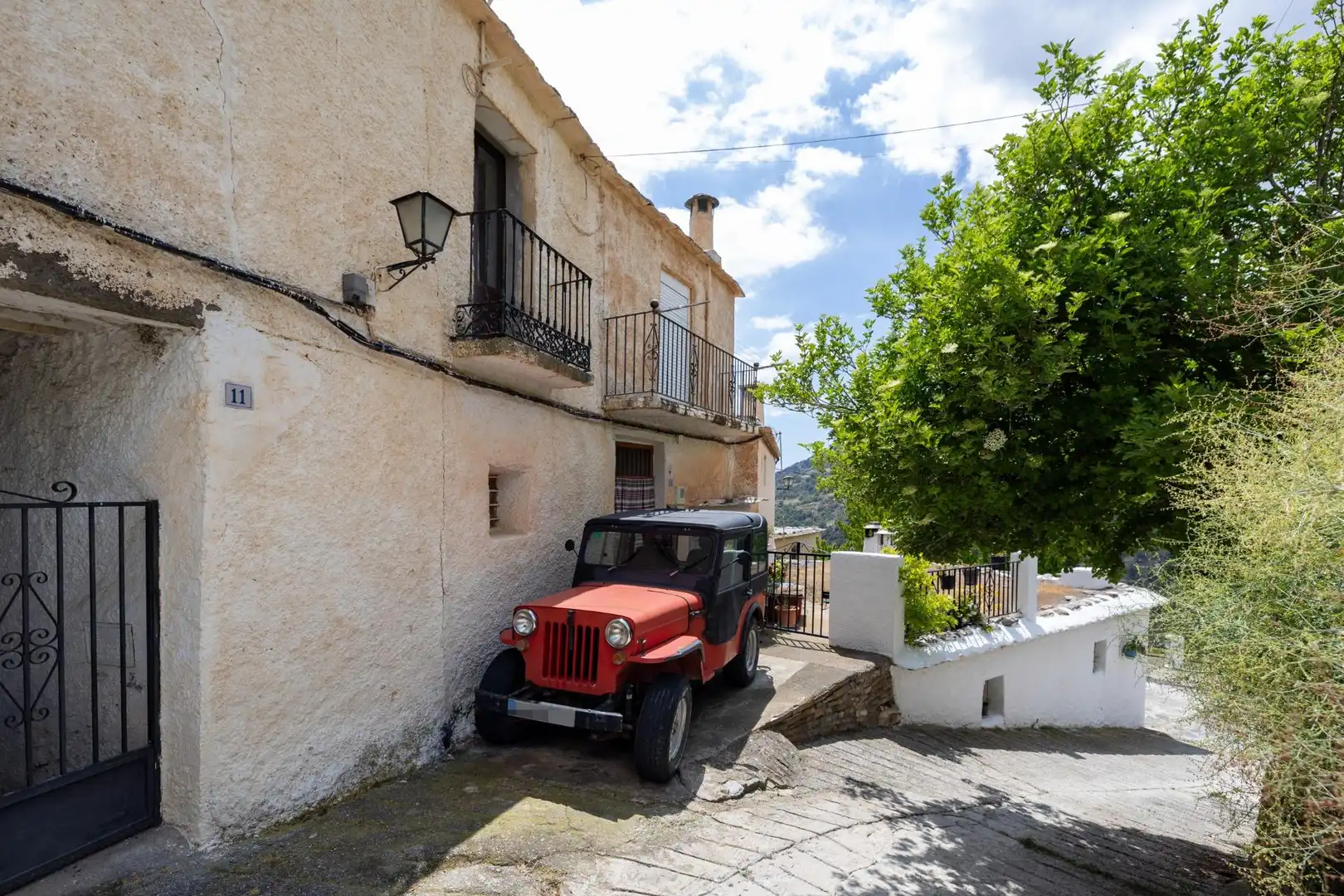 Vista exterior de Casa o chalet en venta en Bubión con Trastero y Balcón