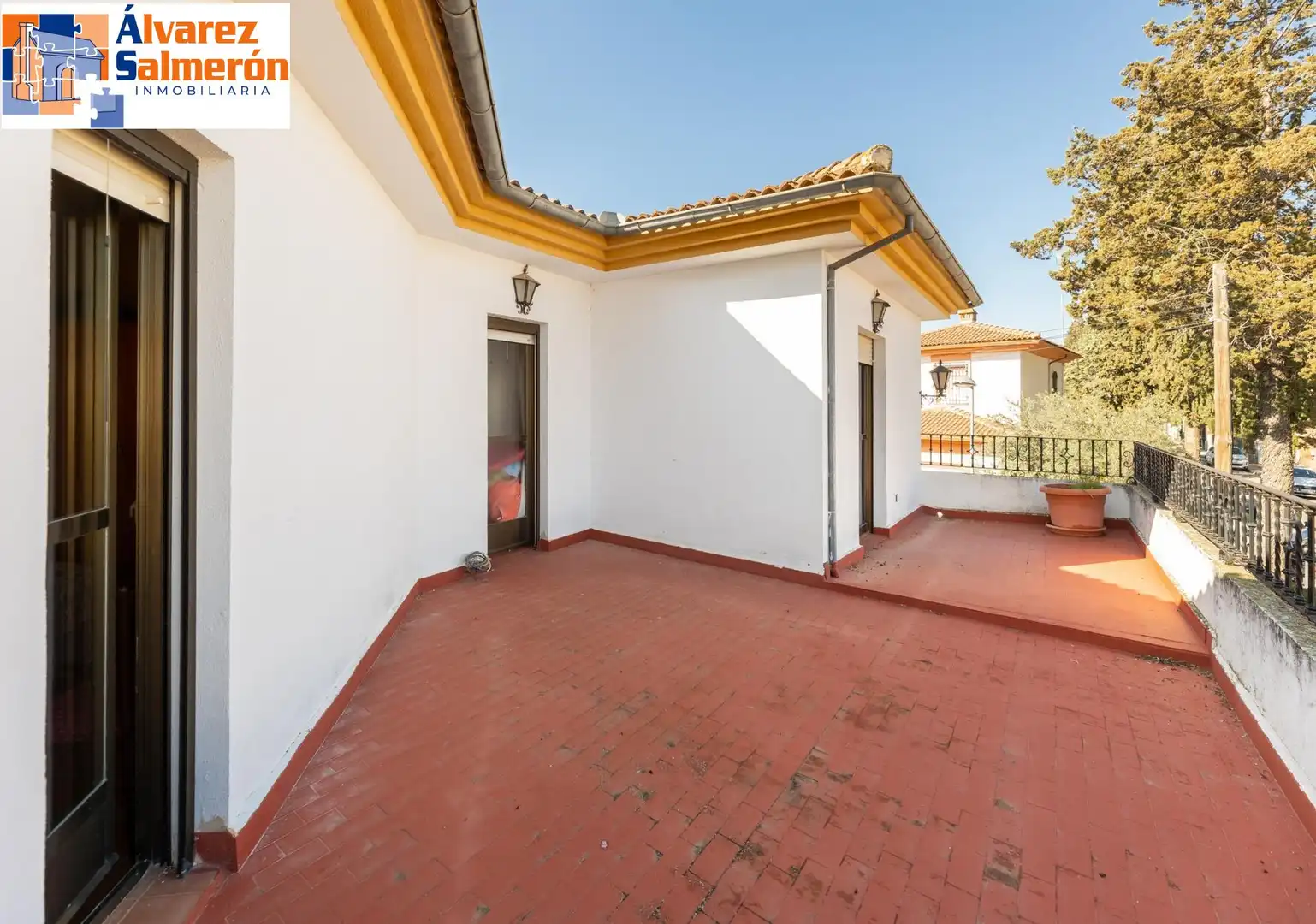 Terrassa de Casa o xalet en venda en Albolote amb Jardí privat, Terrassa i Traster