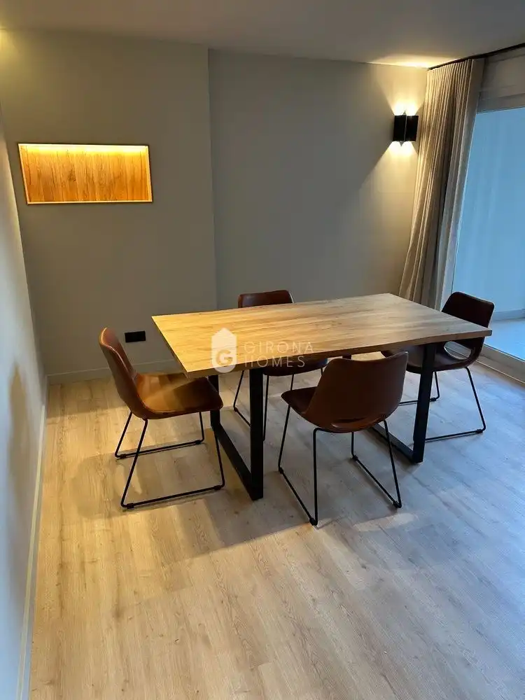 Esszimmer von Wohnungen zur Miete in Girona mit Klimaanlage, Terrasse und Möbliert