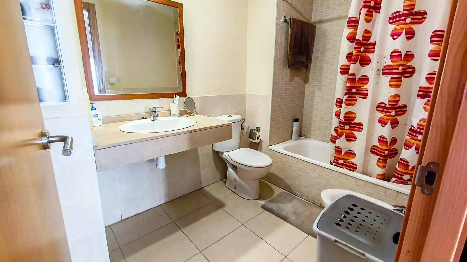 Baño de Piso en venta en Reus con Jardín privado, Trastero y Piscina comunitaria