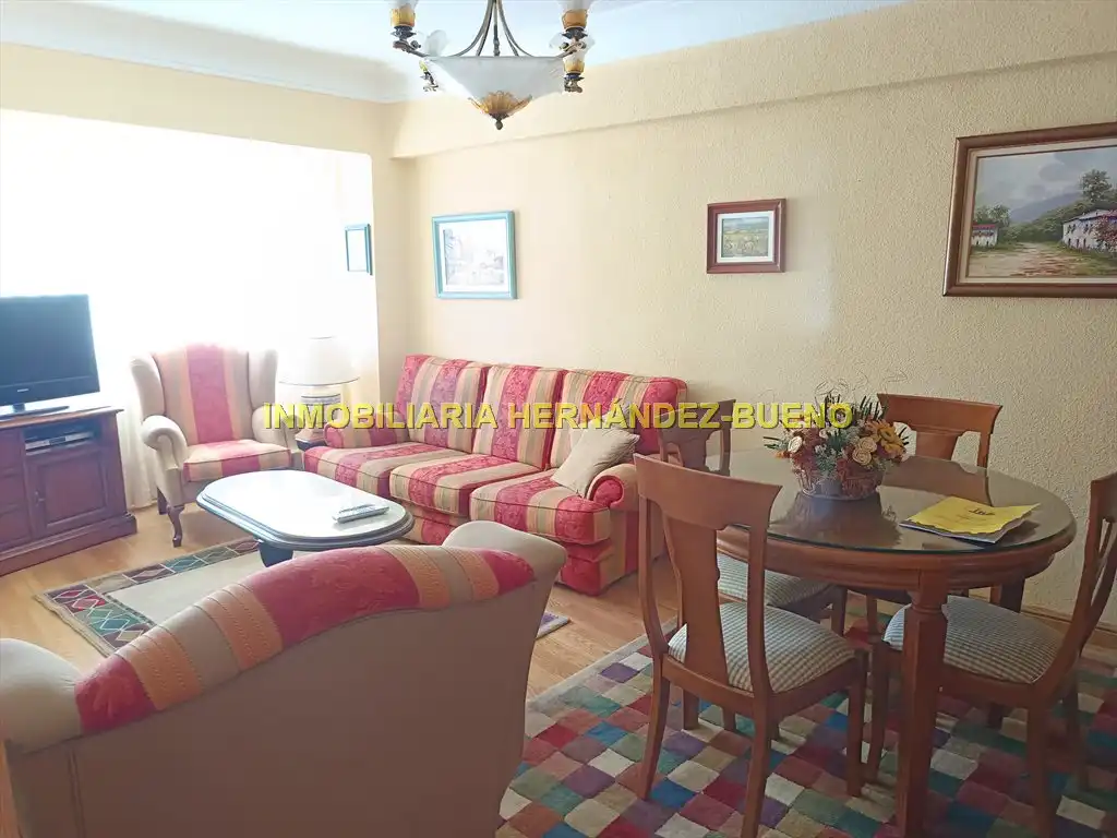 Sala de estar de Piso de alquiler en Salamanca con Calefacción, Amueblado y Balcón