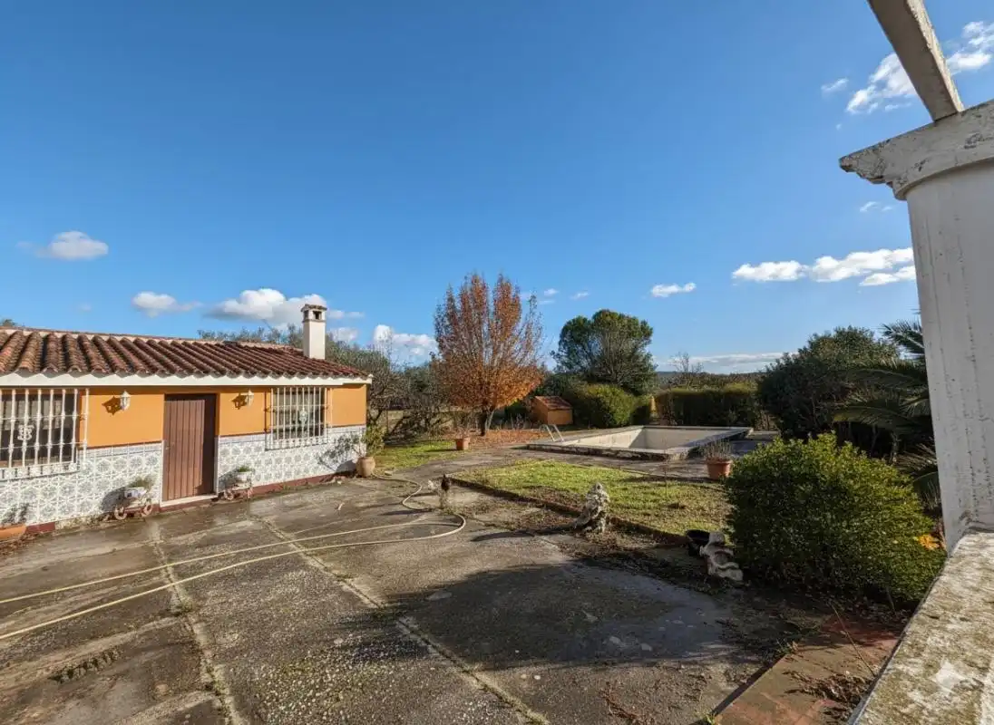 Country homes for sale in Av. de Antoñico Rosa, Villanueva del Trabuco