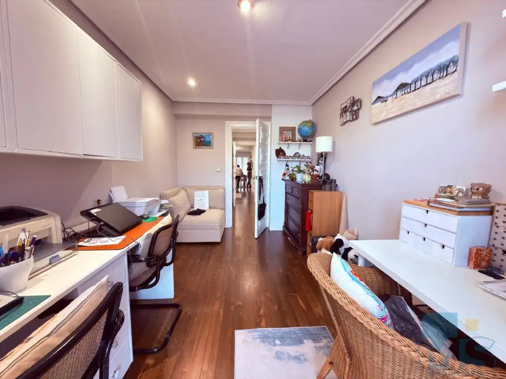 Sala de estar de Piso en venta en Donostia - San Sebastián 