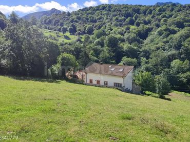 House for sale in N/A