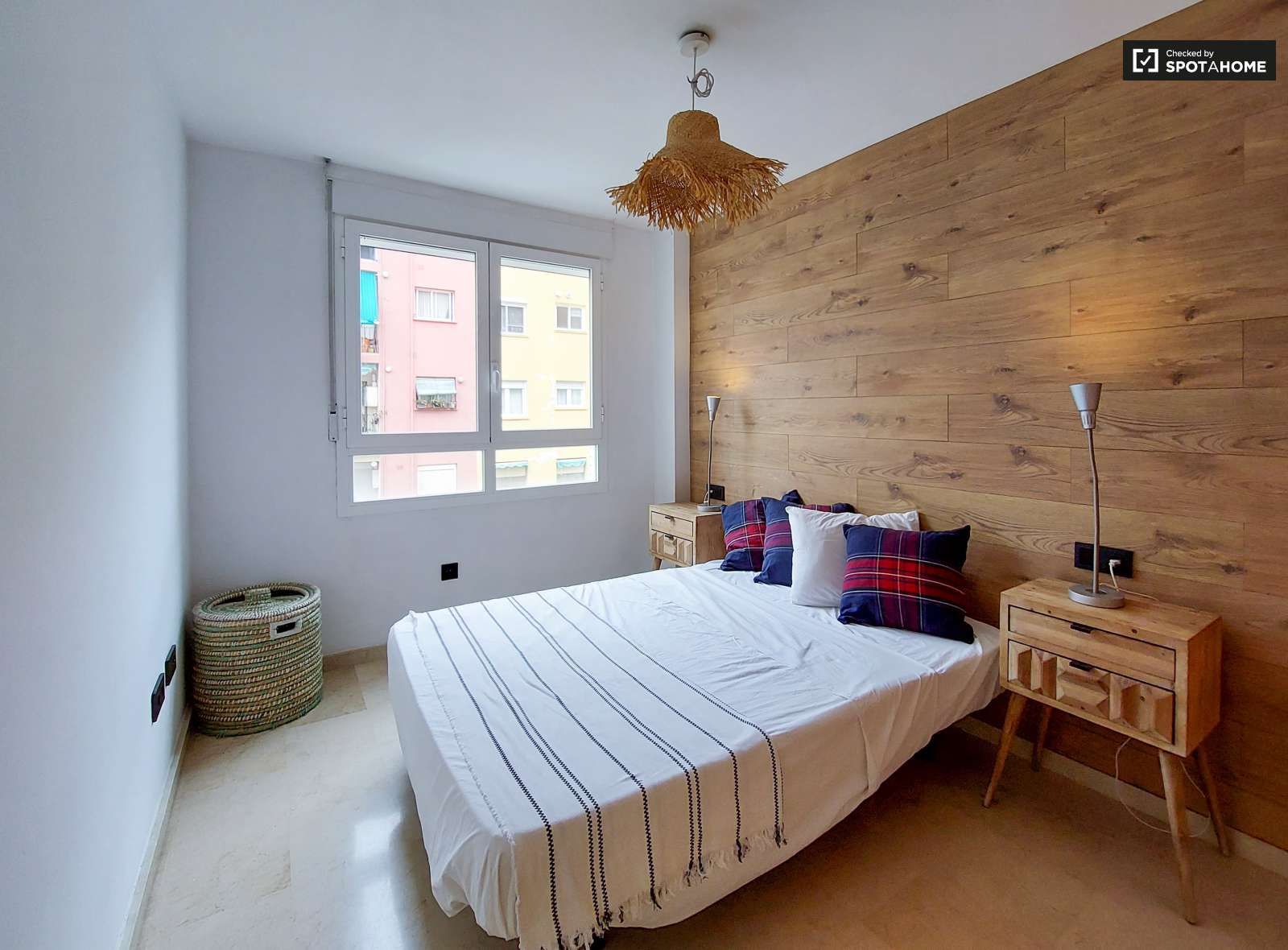 Apartment to share in Penya - Roja - Avda. Francia
