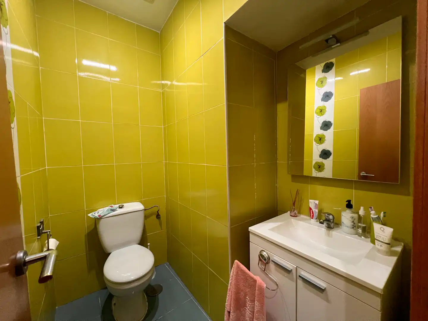 Bathroom of Flat for sale in Cádiz  with Parquet flooring, Furnished and Oven