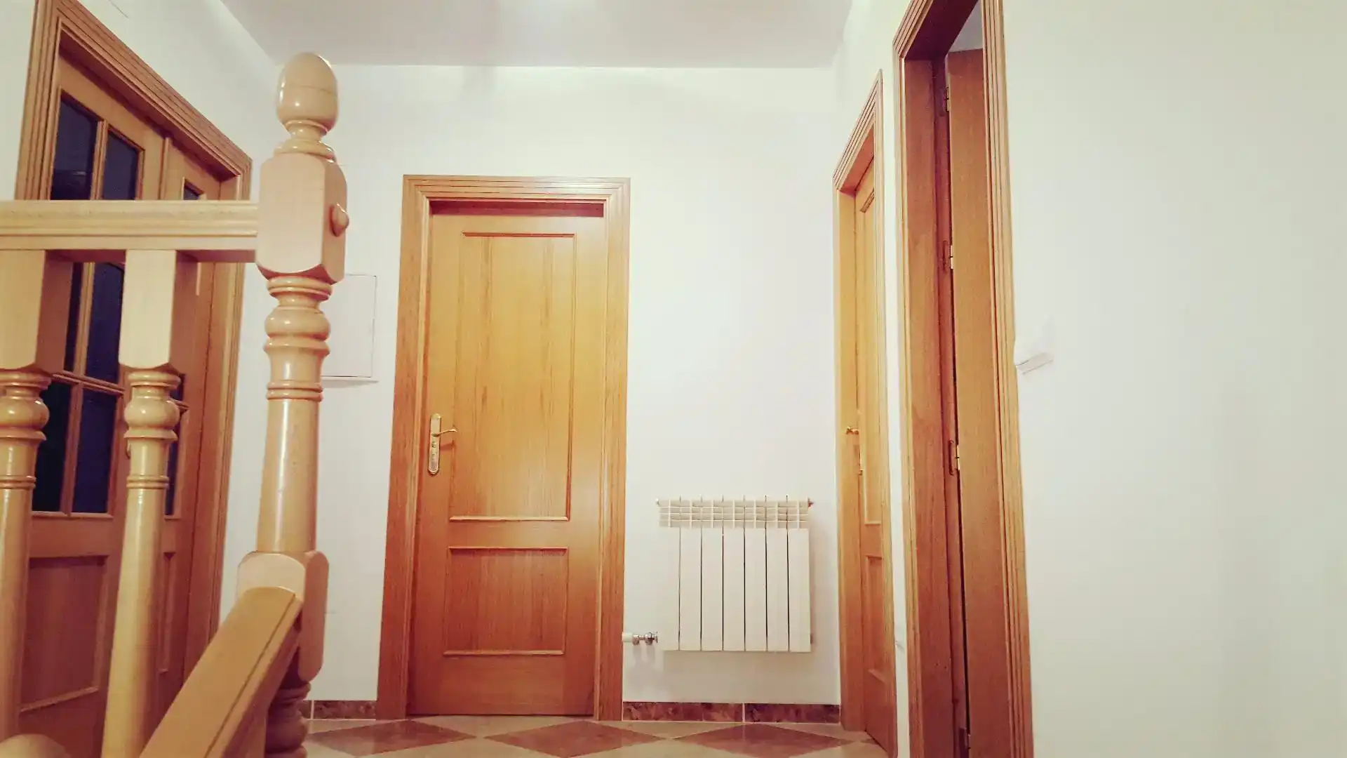 Casa adosada en venda en Baza amb Forn, Rentadora i Microones