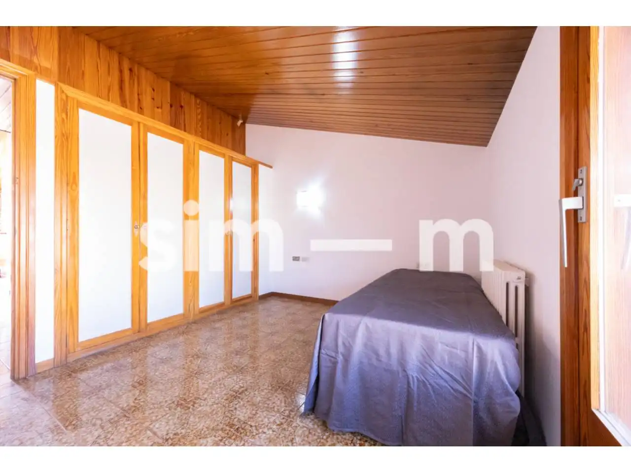 Habitación de Dúplex en venta en Vic con Calefacción, Terraza y Trastero