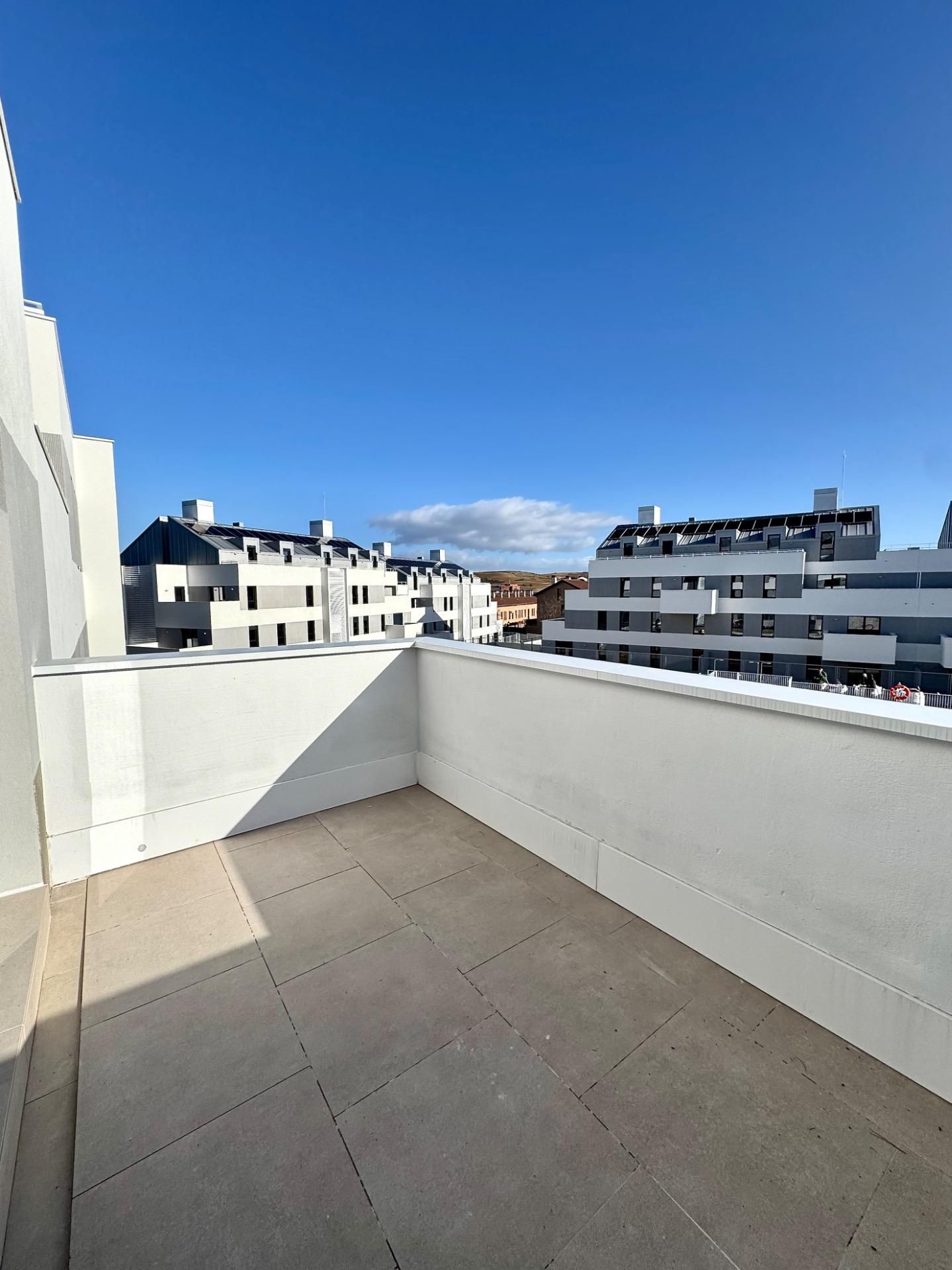 Terrace of Flat for rent in Cobeña  with Air Conditioner, Private garden and Terrace