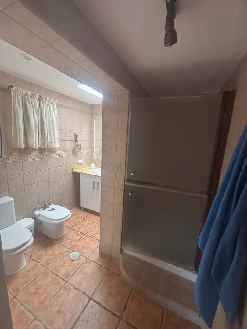 Baño de Casa adosada en venta en Marbella con Aire acondicionado, Terraza y Amueblado
