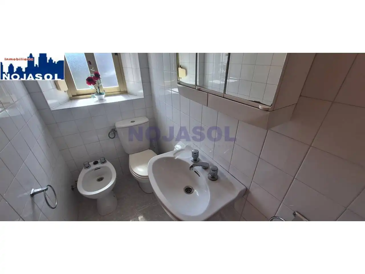 Bany de Casa o xalet de lloguer en Noja amb Jardí privat, Terrassa i Moblat