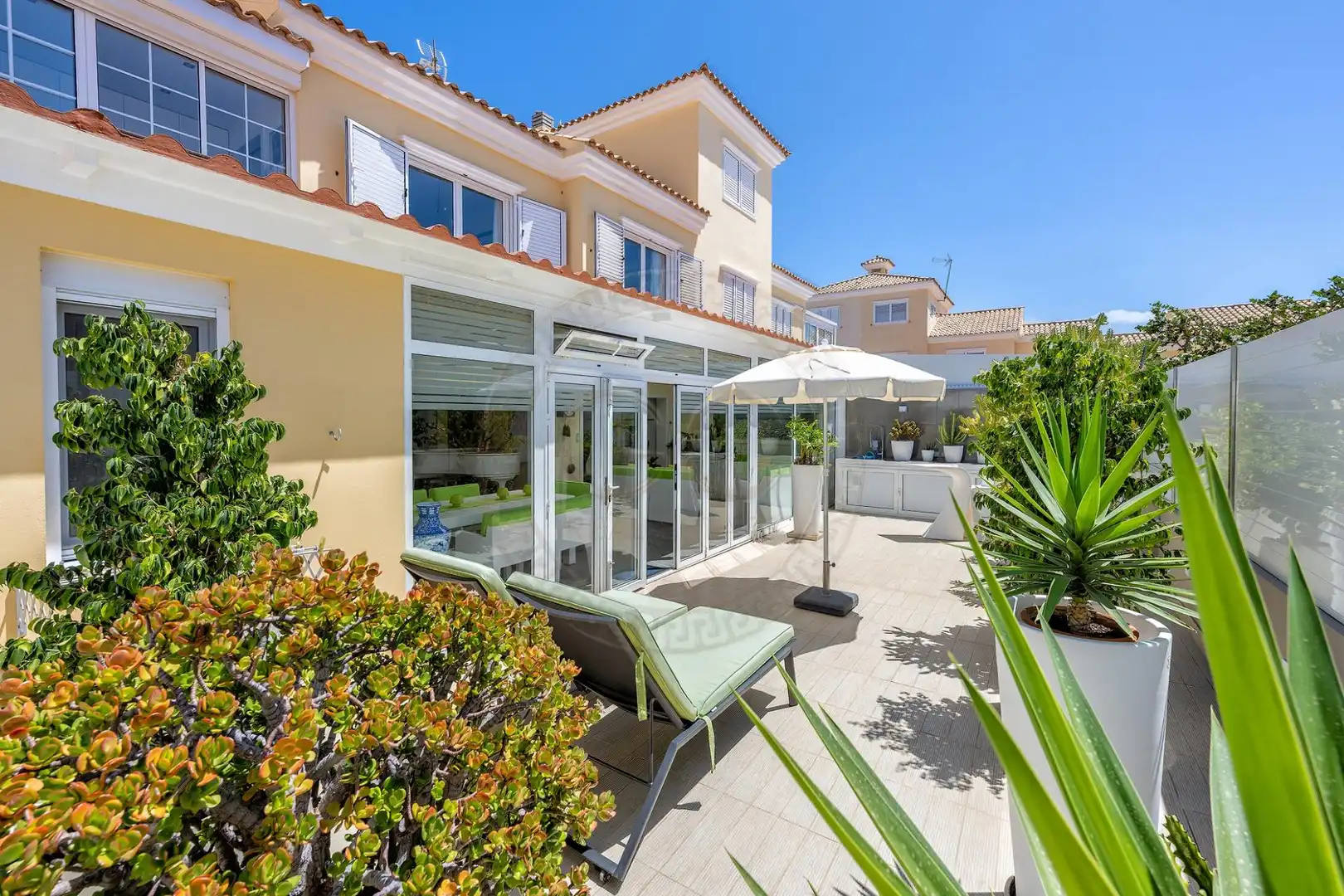 Terraza de Casa adosada en venta en San Bartolomé de Tirajana con Aire acondicionado, Jardín privado y Terraza