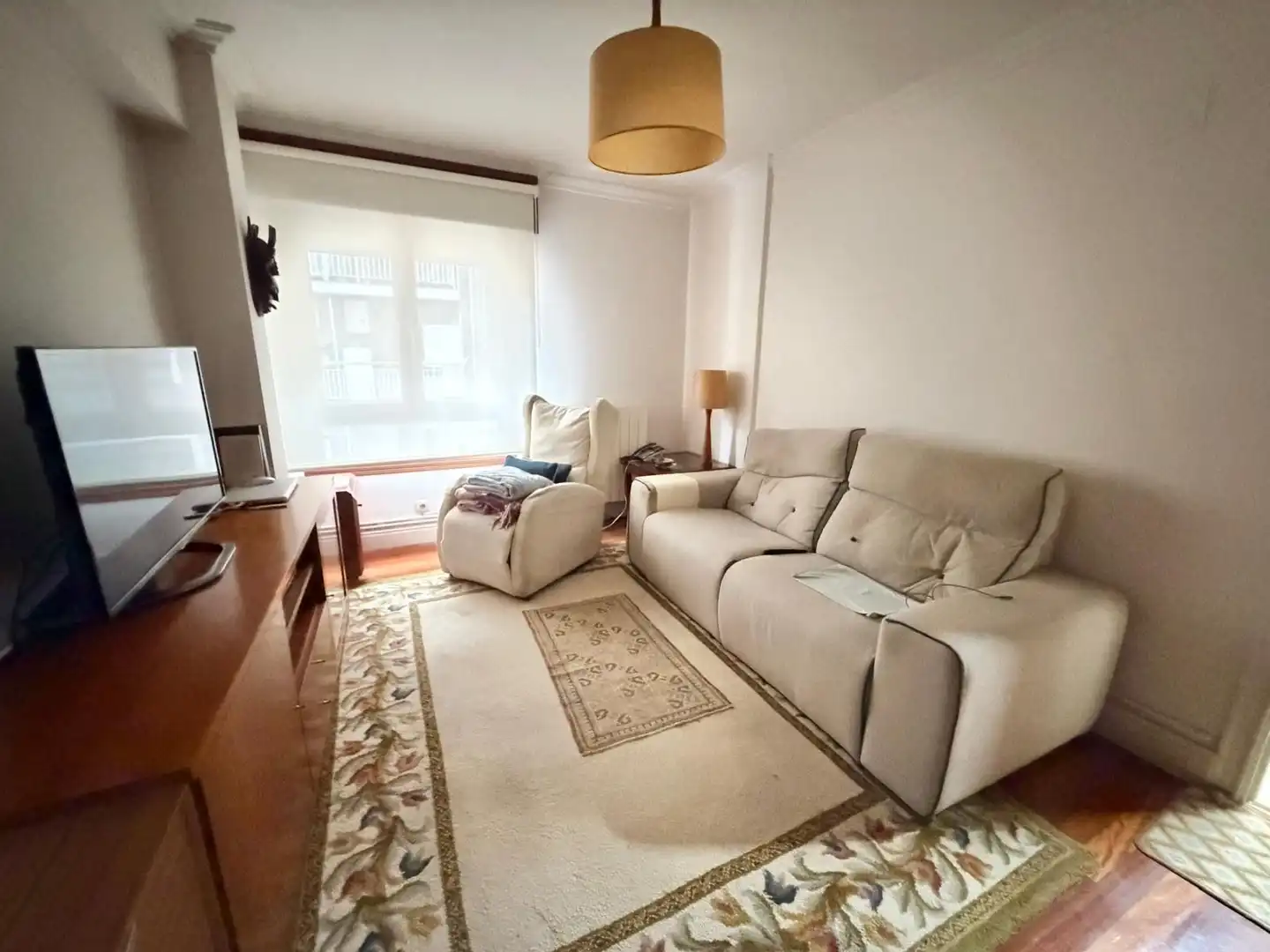 Sala d'estar de Pis en venda en Bermeo amb Calefacció i Traster