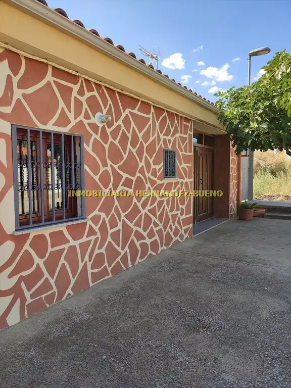 Vista exterior de Casa o chalet en venta en Forfoleda con Calefacción y Terraza