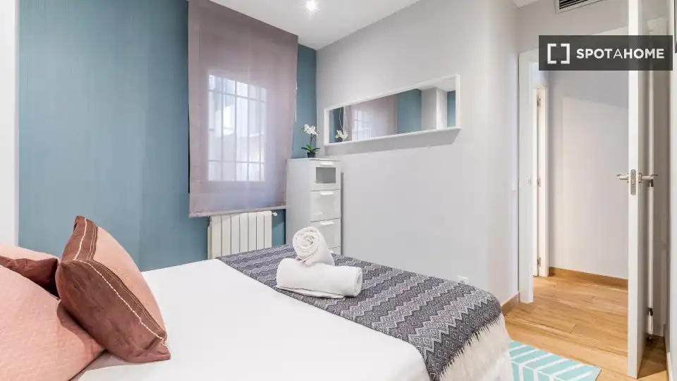 Appartamento con terrazza in affitto a Retiro, imagen 13