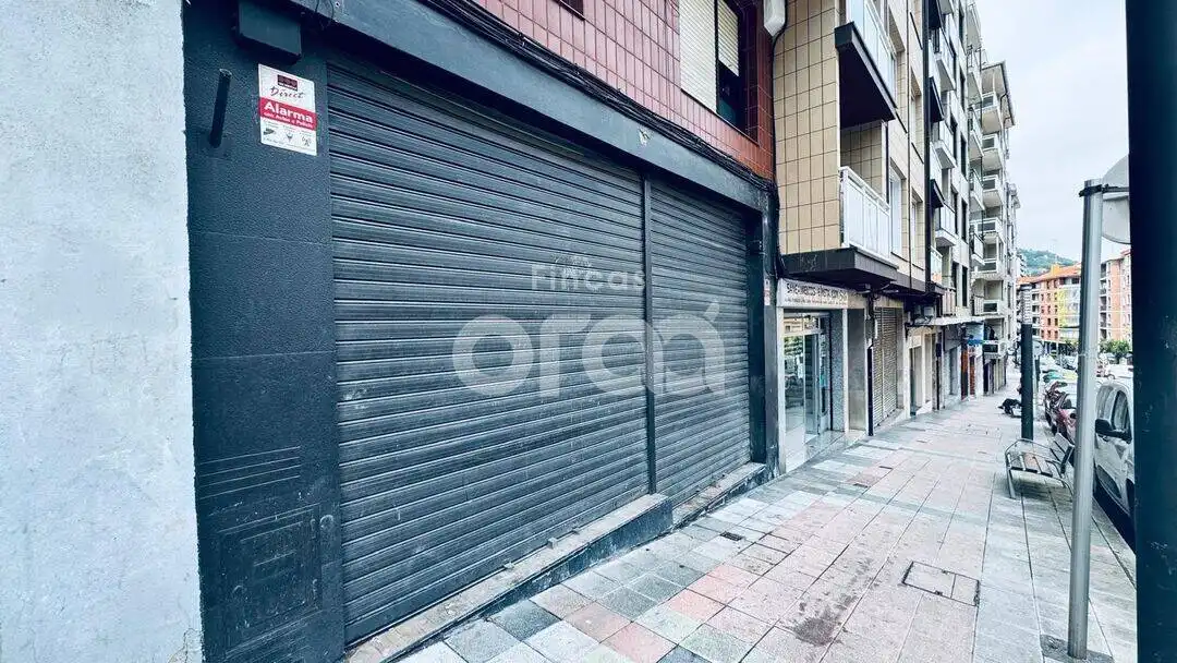 Exterior view of Commercial properties for sale in Santurtzi   with Furnished