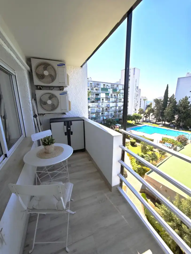 Apartament amb piscina en venda a Avenida de Bonanza 1, imagen 2