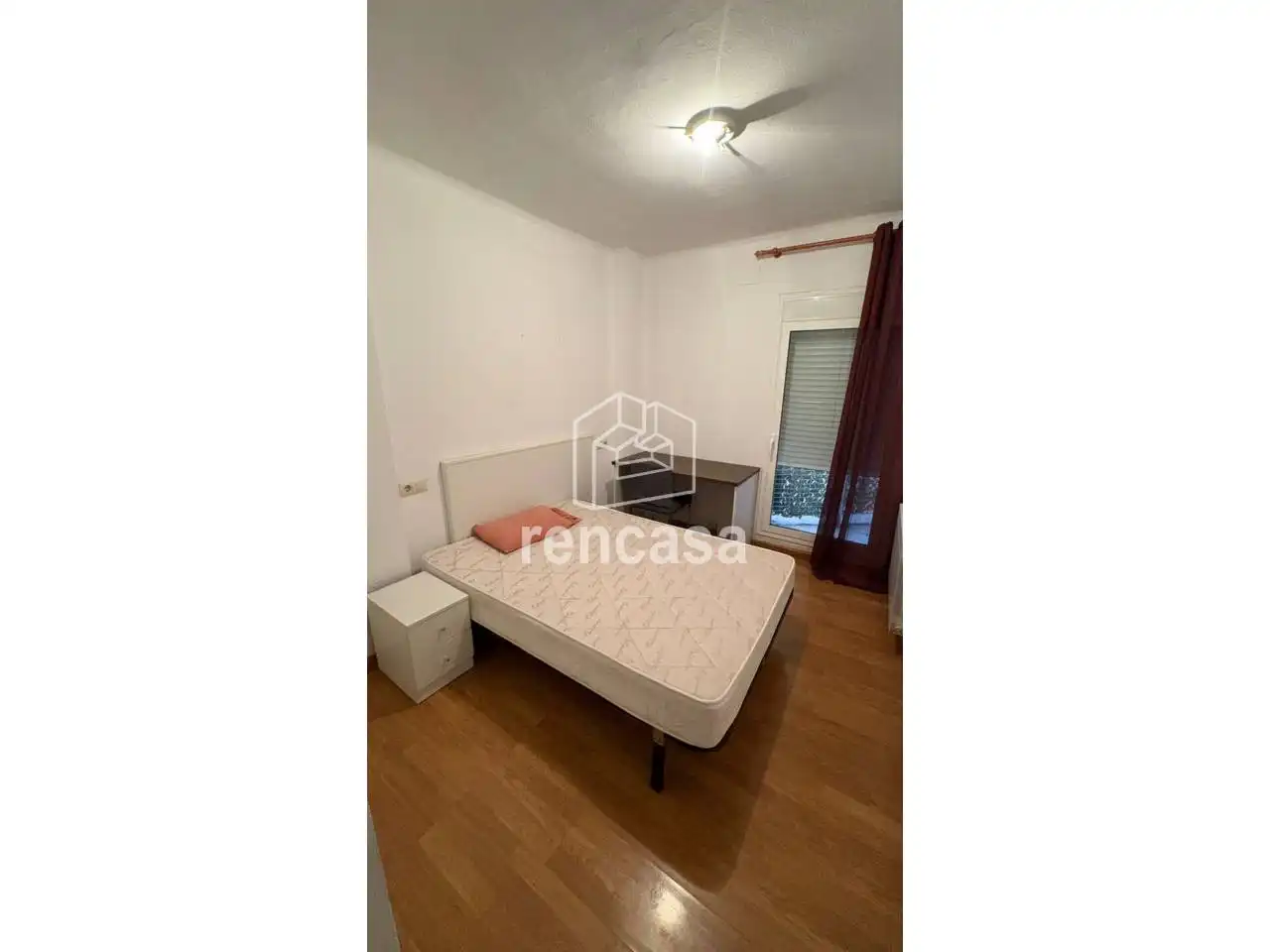 Habitación de Piso de alquiler en Lleida con Calefacción, Parquet y Terraza