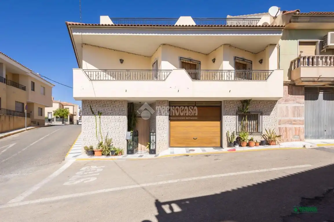 Vista exterior de Casa adosada en venta en Olula del Río con Terraza y Balcón