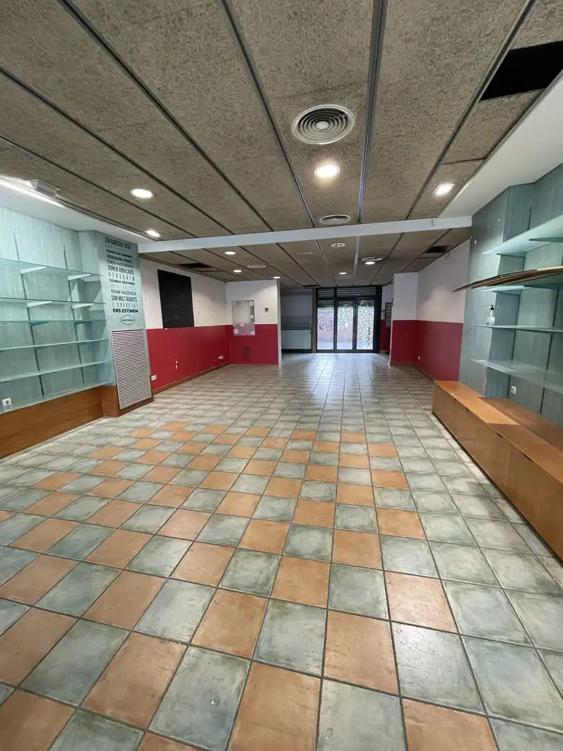 Local comercial en alquiler en LLUIS PERICOT, imagen 7