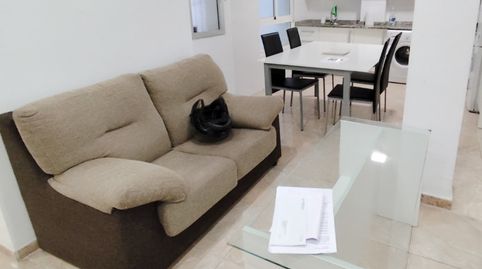 Foto 2 de Piso en venta en Calle Tórtola, 7, Pajaritos, Granada Capital