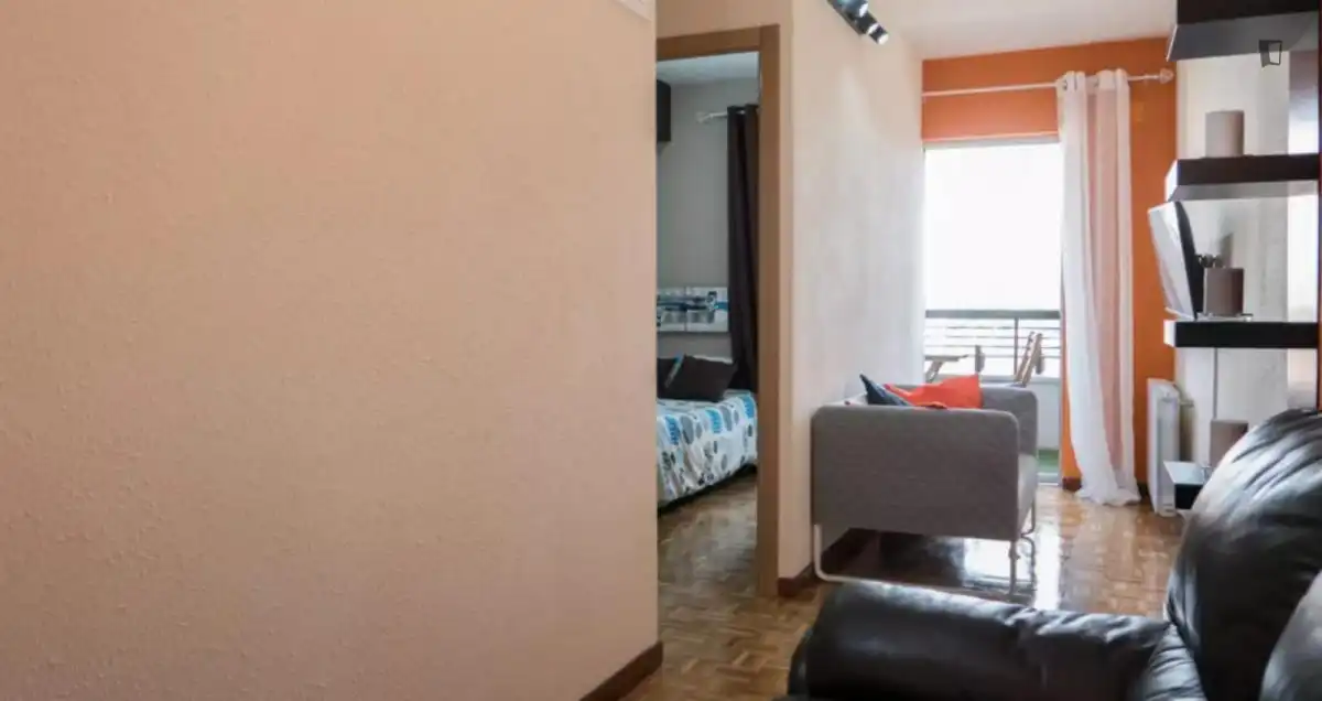 Habitació a Caballería Española