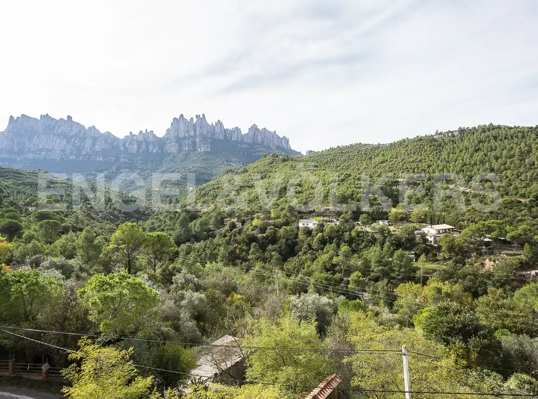 Vista exterior de Casa o xalet en venda en Marganell amb Aire condicionat, Calefacció i Jardí privat