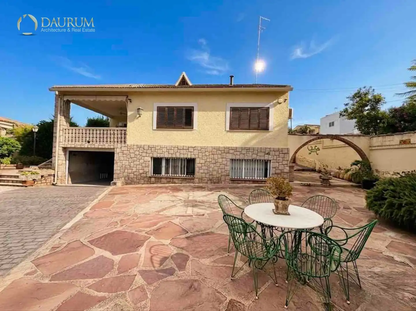 Vista exterior de Casa o chalet en venta en Paterna con Aire acondicionado, Calefacción y Terraza