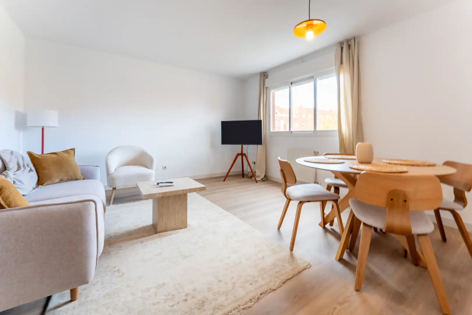Sala de estar de Piso en venta en Rivas-Vaciamadrid con Trastero y Piscina comunitaria