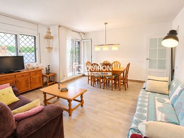 Pis amb ascensor en venda a ESTURIO