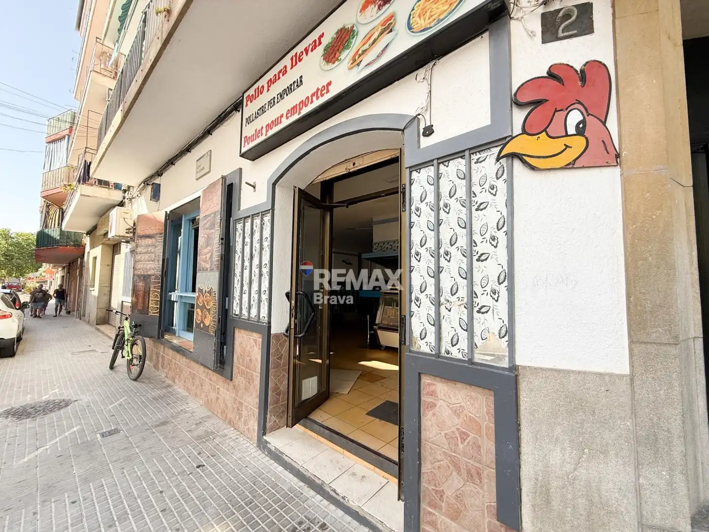 Business premises for sale in Calle De Granada, imagen 2