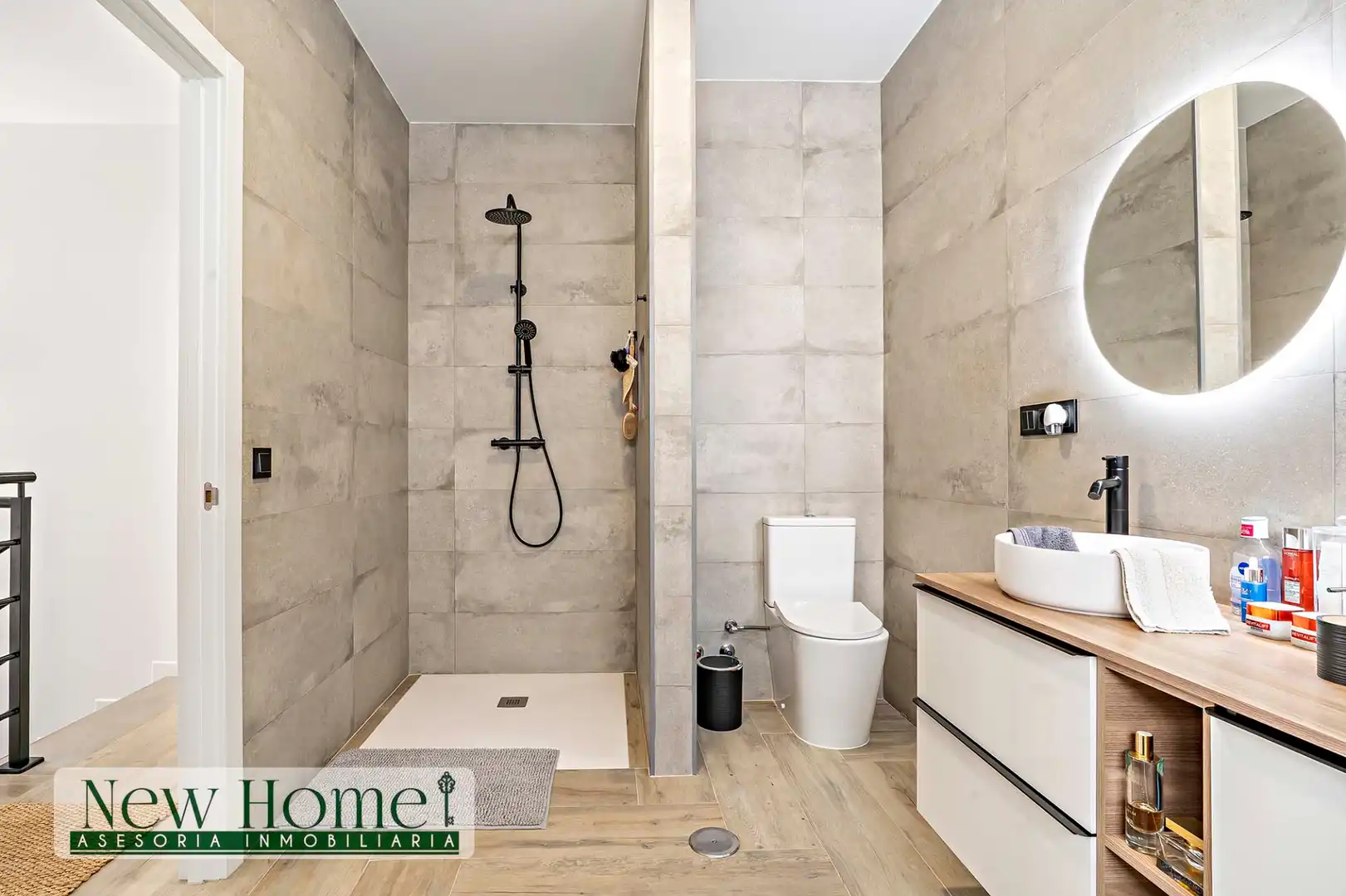 Bathroom of Houses for sale in Roquetas de Mar  with Private garden, Terrace and Furnished