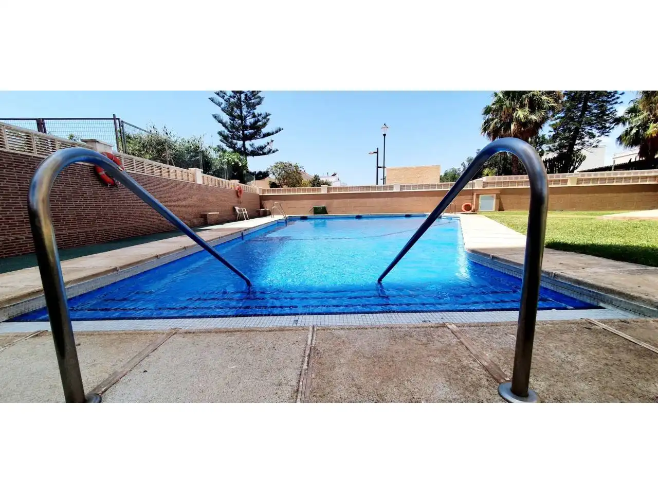 Appartement avec piscine à vendre à Roquetas de Mar ciudad, imagen 2