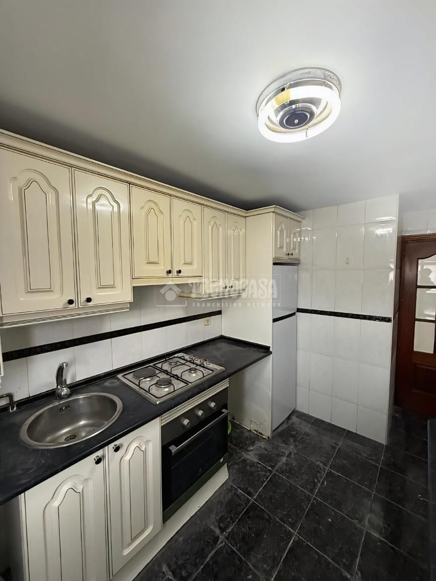 Kitchen of Flat for sale in  Madrid Capital