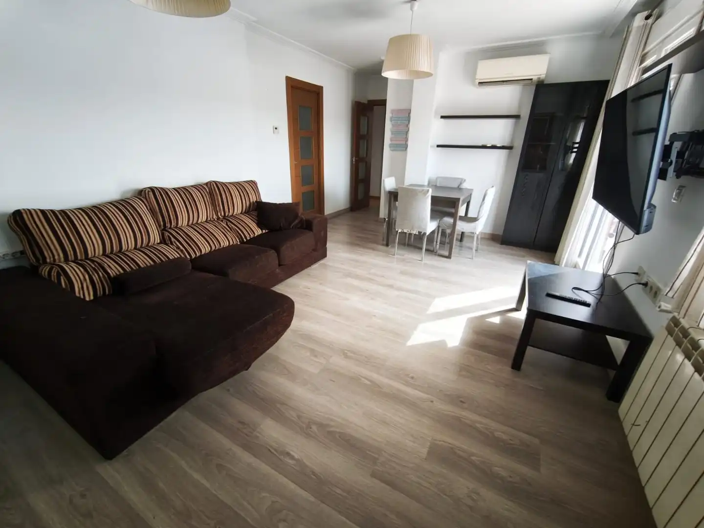 Sala de estar de Ático en venta en Albacete con Aire acondicionado, Calefacción y Parquet