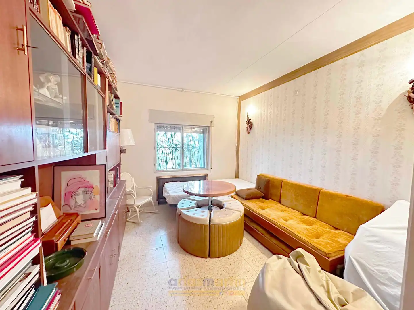 Sala d'estar de Casa o xalet en venda en Santa Marta de Tormes amb Calefacció, Jardí privat i Terrassa