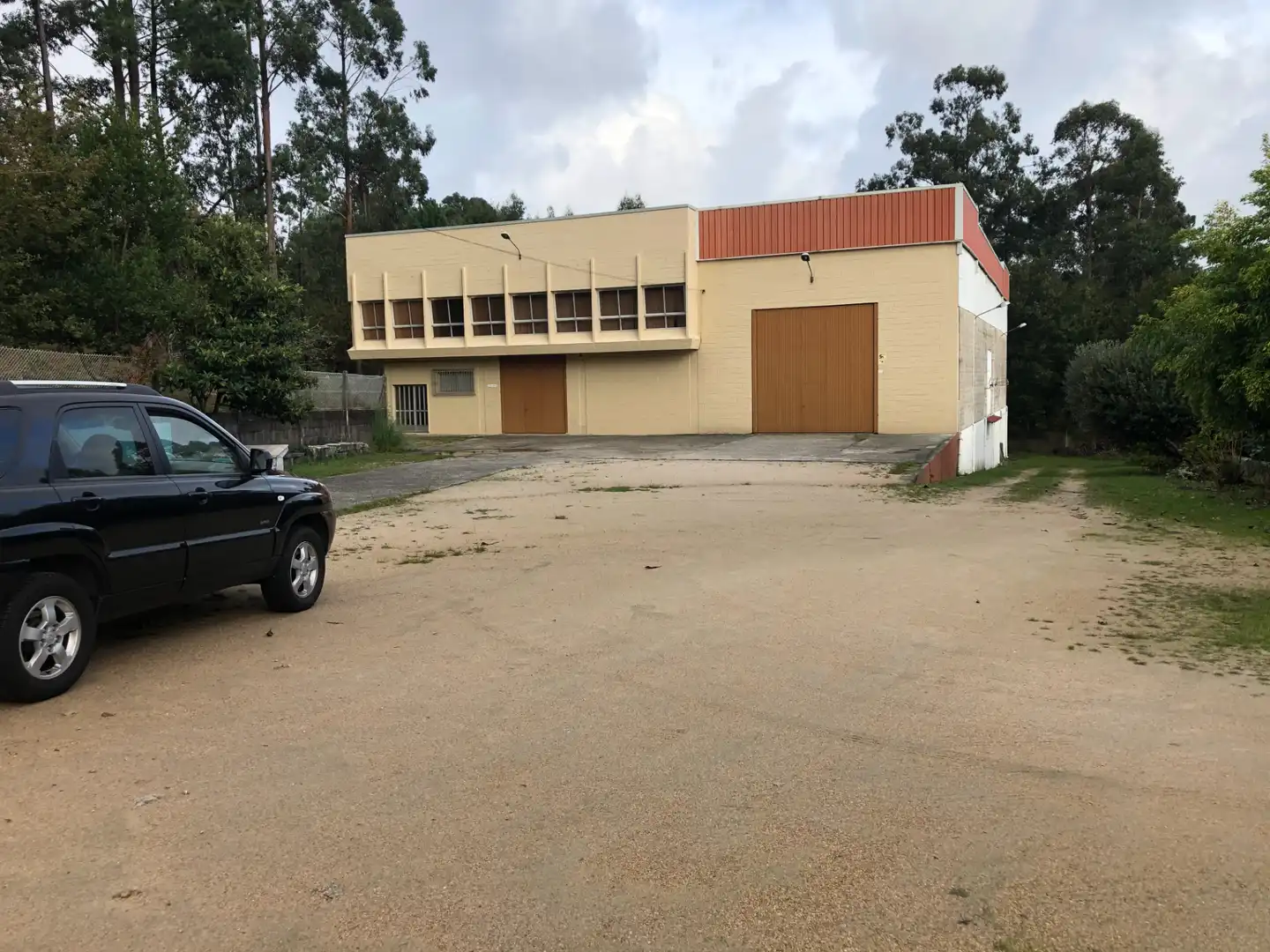 Nave industrial en alquiler en Mos